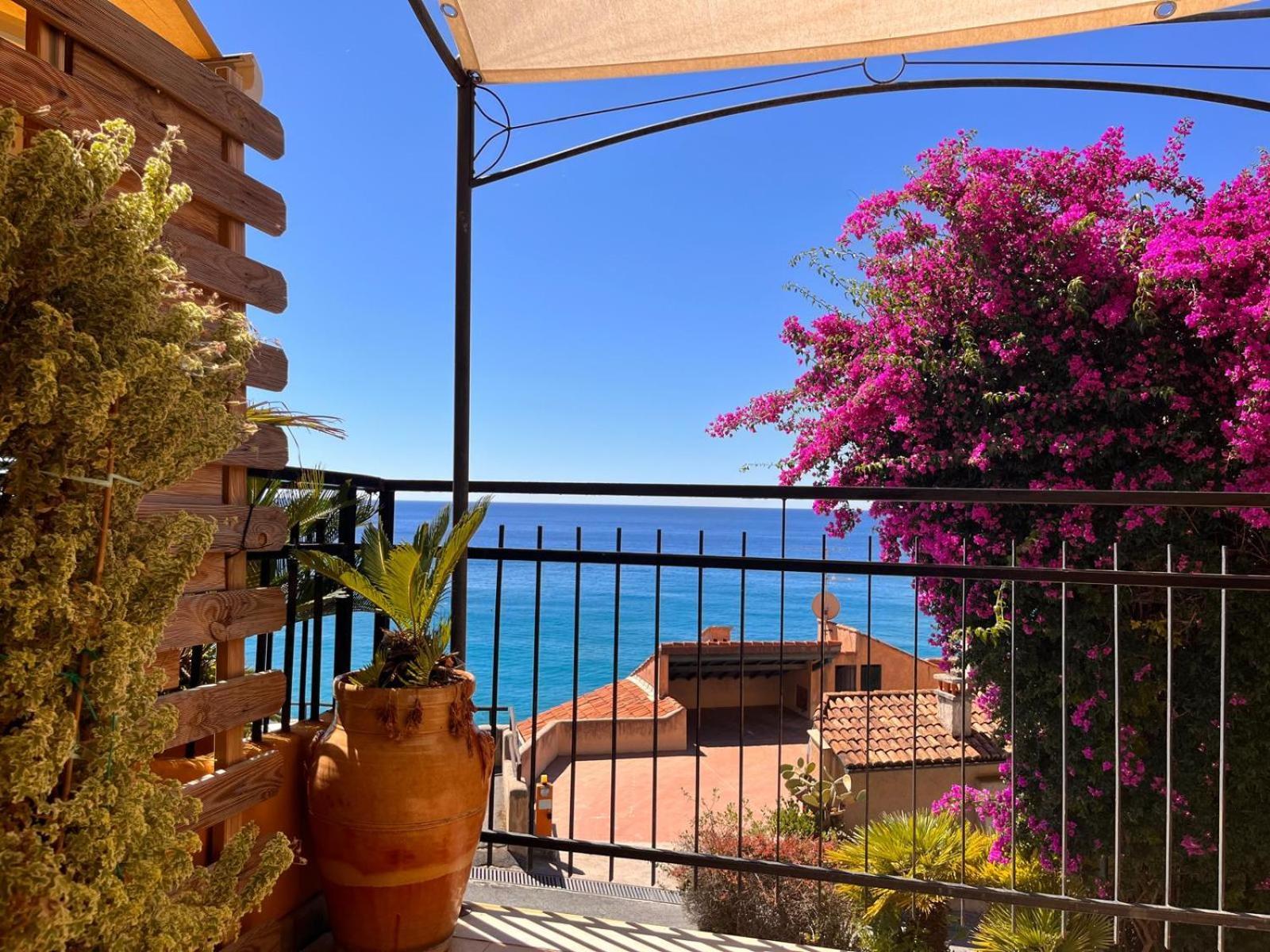 Lo Scoglio Apartment Varigotti Eksteriør billede
